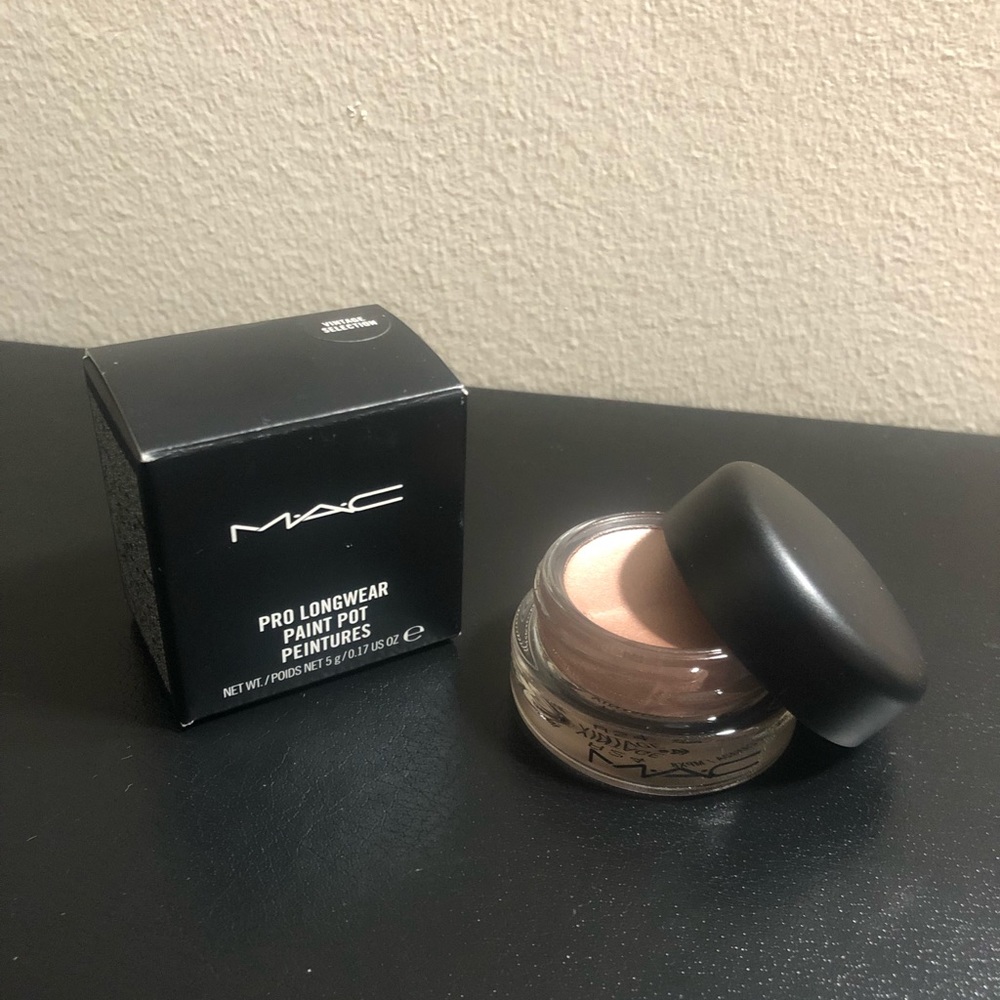 MAC Pro Longwear Paint Pot; Vintage Selection